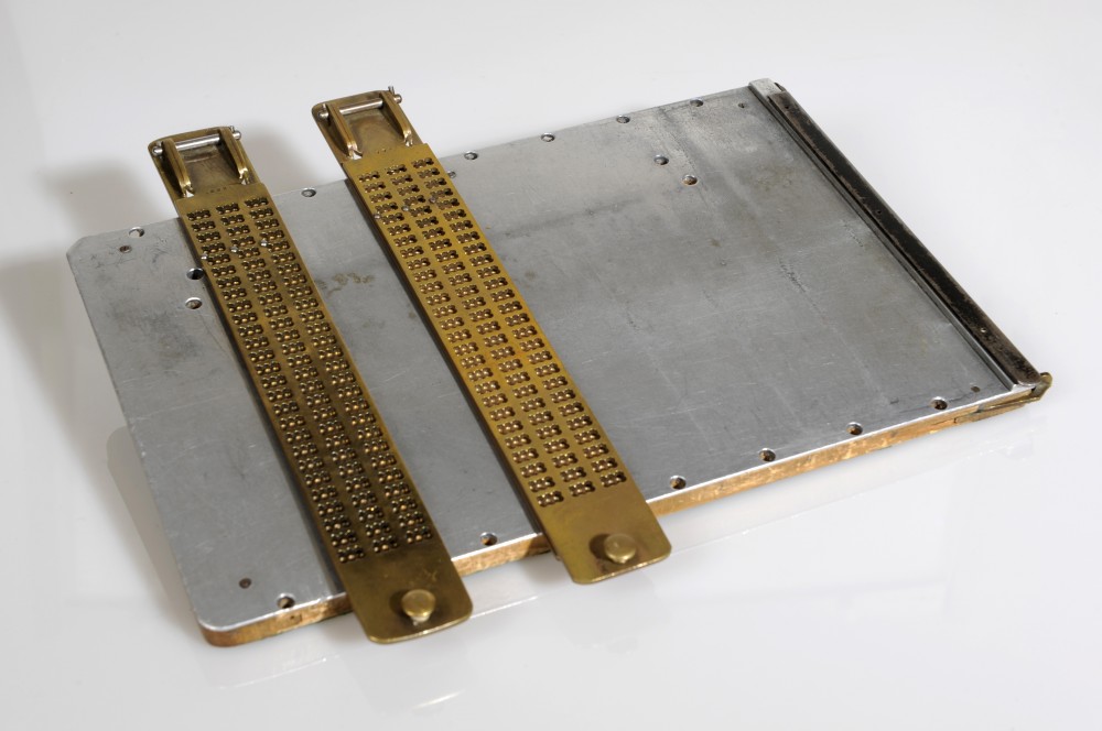 Tablettes cuvettes de 27 caractères et 3 lignes