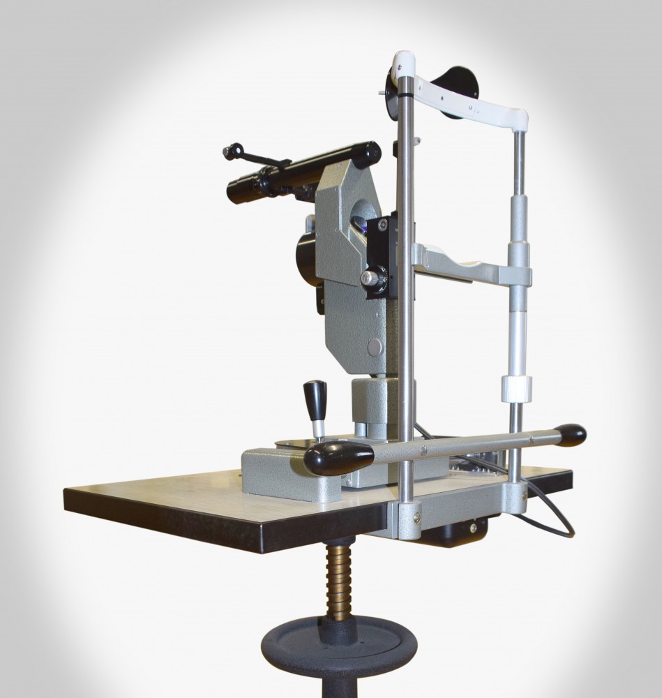Appareil de tonométrie monté sur table