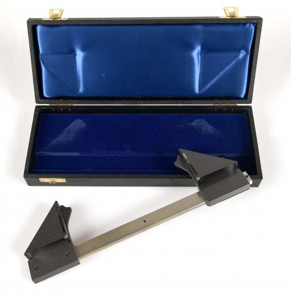 Exophtalmomètre de Hertel 