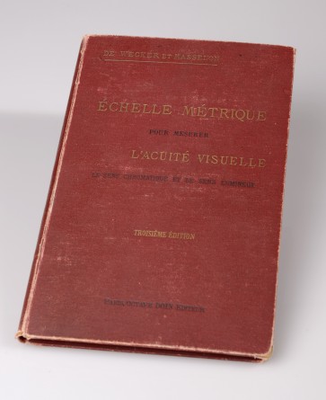 Echelle métrique pour mesurer les fonctions visuelles