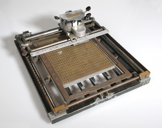Machine à écrire le Braille, Constançon