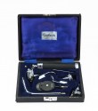 Ophtalmoscope direct avec divers accessoires + un otoscope à piles