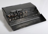 Machine à écrire le Braille 